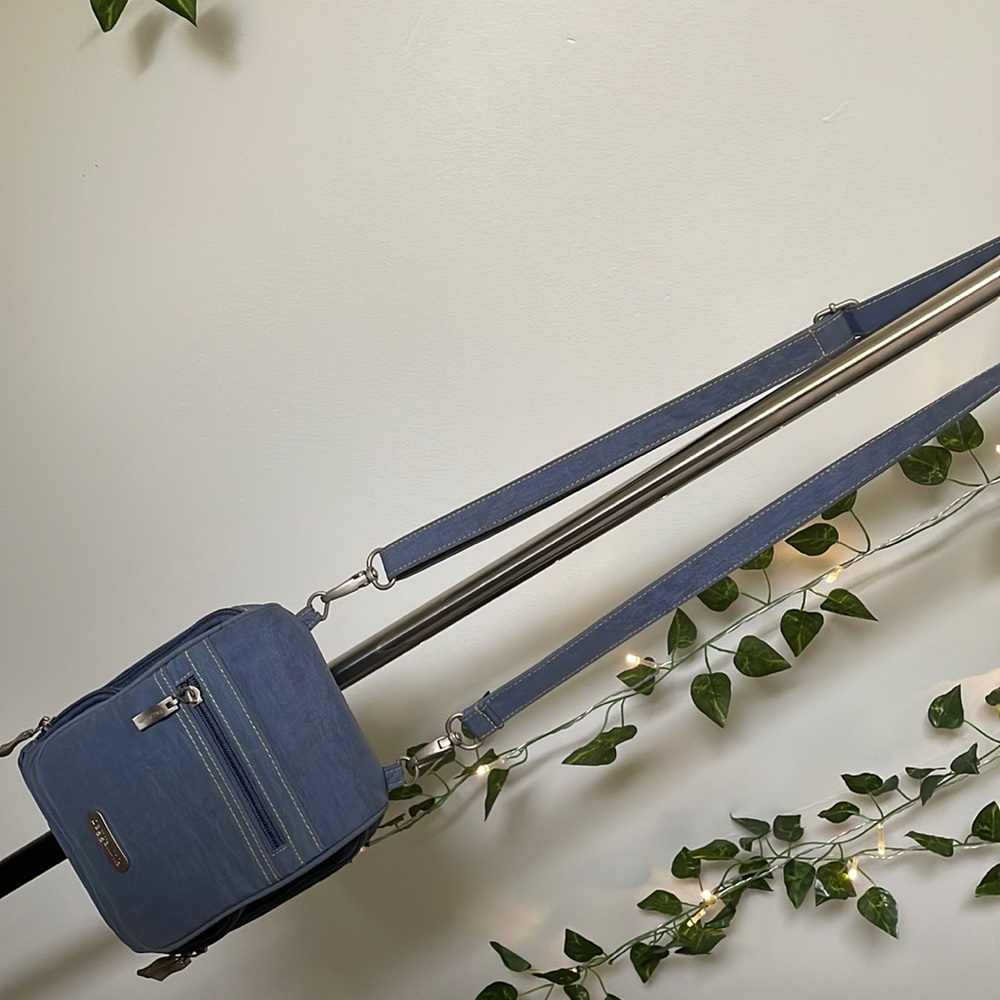 Blue Baggallini Crossbody Bag with Lime-Green Stitching and Inner-Lining.